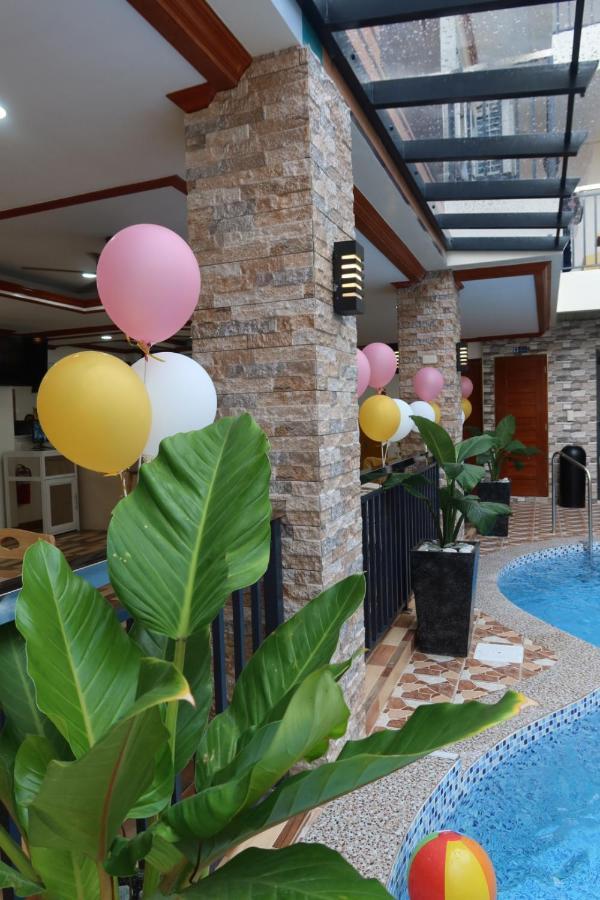 The Legacy Hotel Tayabas Exterior photo